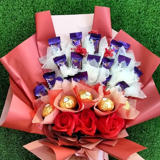 Chocolate bouquets by ANGGUN Florist, photo 97
