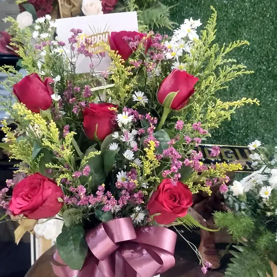 Rose bouquets by ANGGUN Florist, photo 52