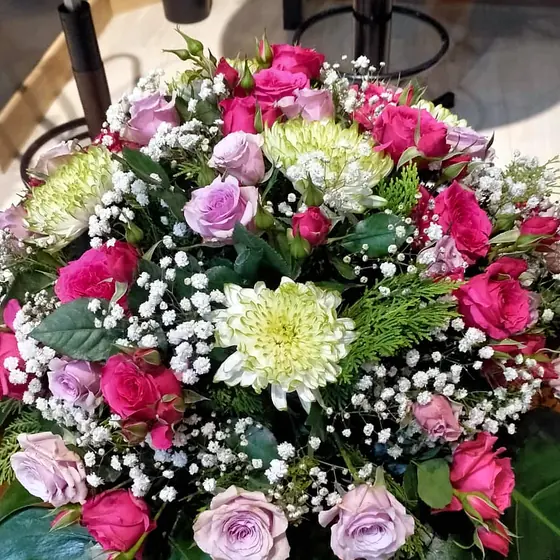 Table arrangements by ANGGUN Florist, photo 45